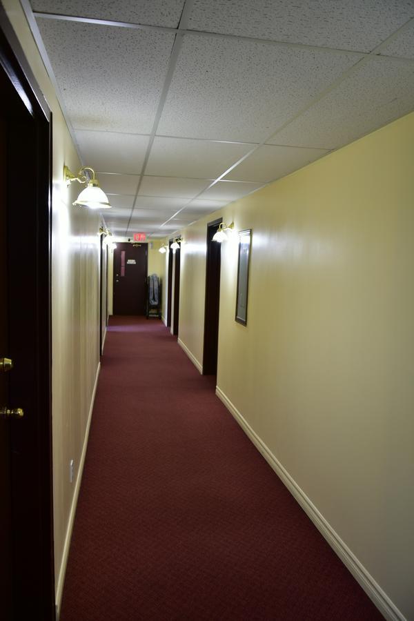Royal Windsor Motel Exterior foto